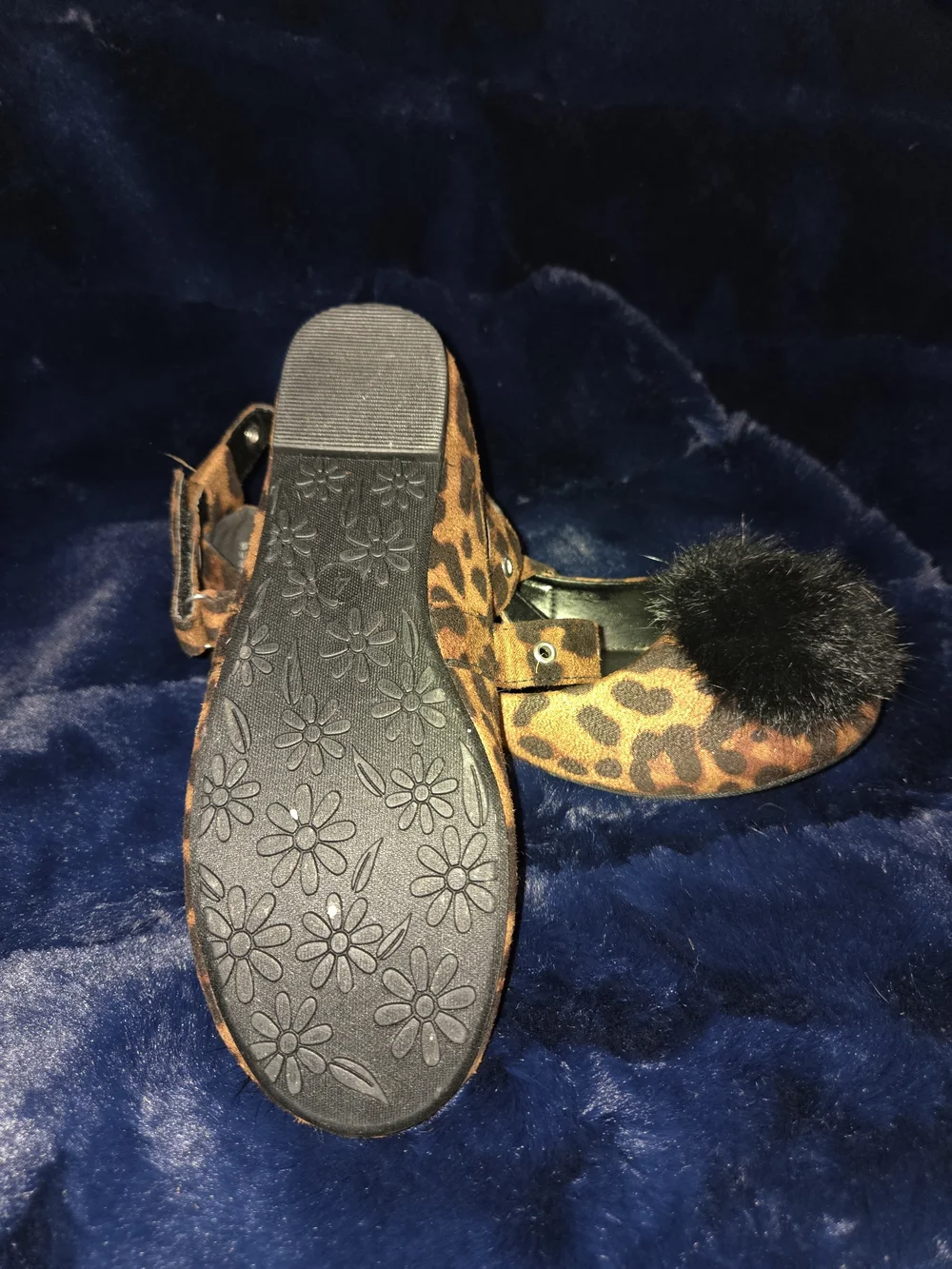 Leopard Print Pom Pom Ballet Flats - Brown